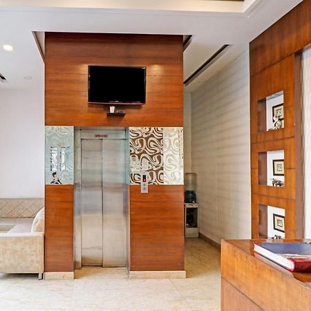 Airport Hotel Goodluck New Delhi Buitenkant foto