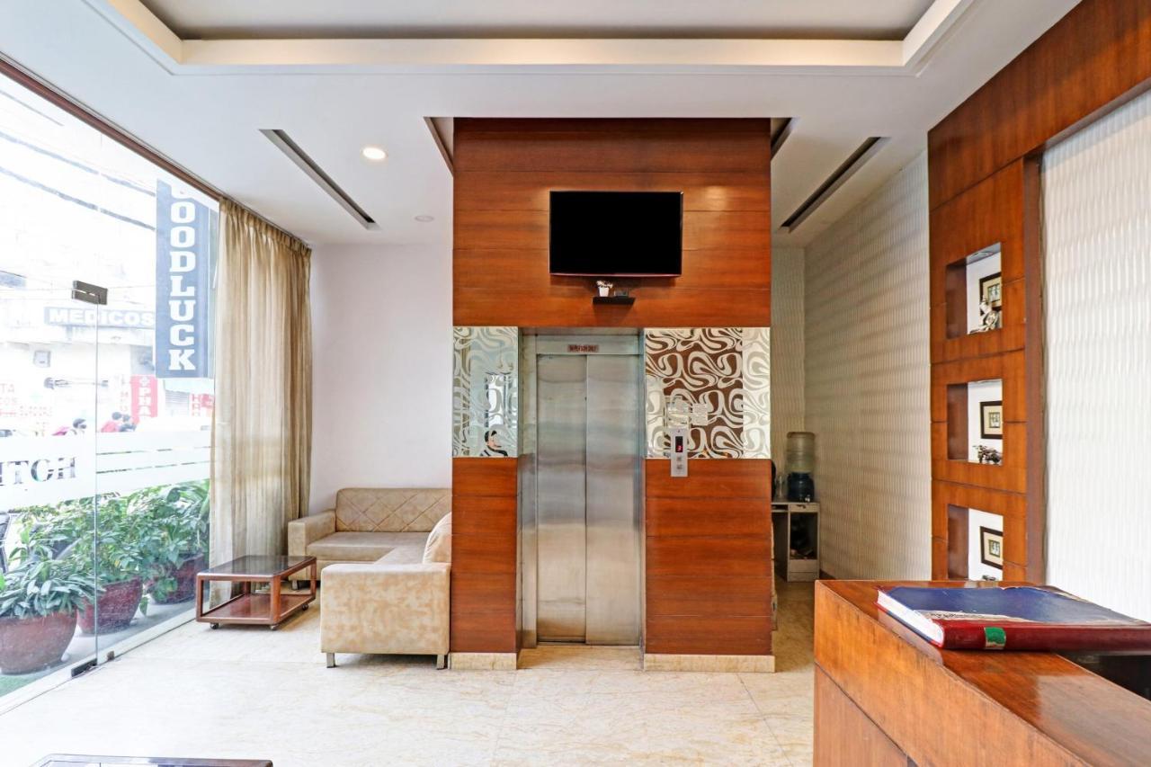 Airport Hotel Goodluck New Delhi Buitenkant foto