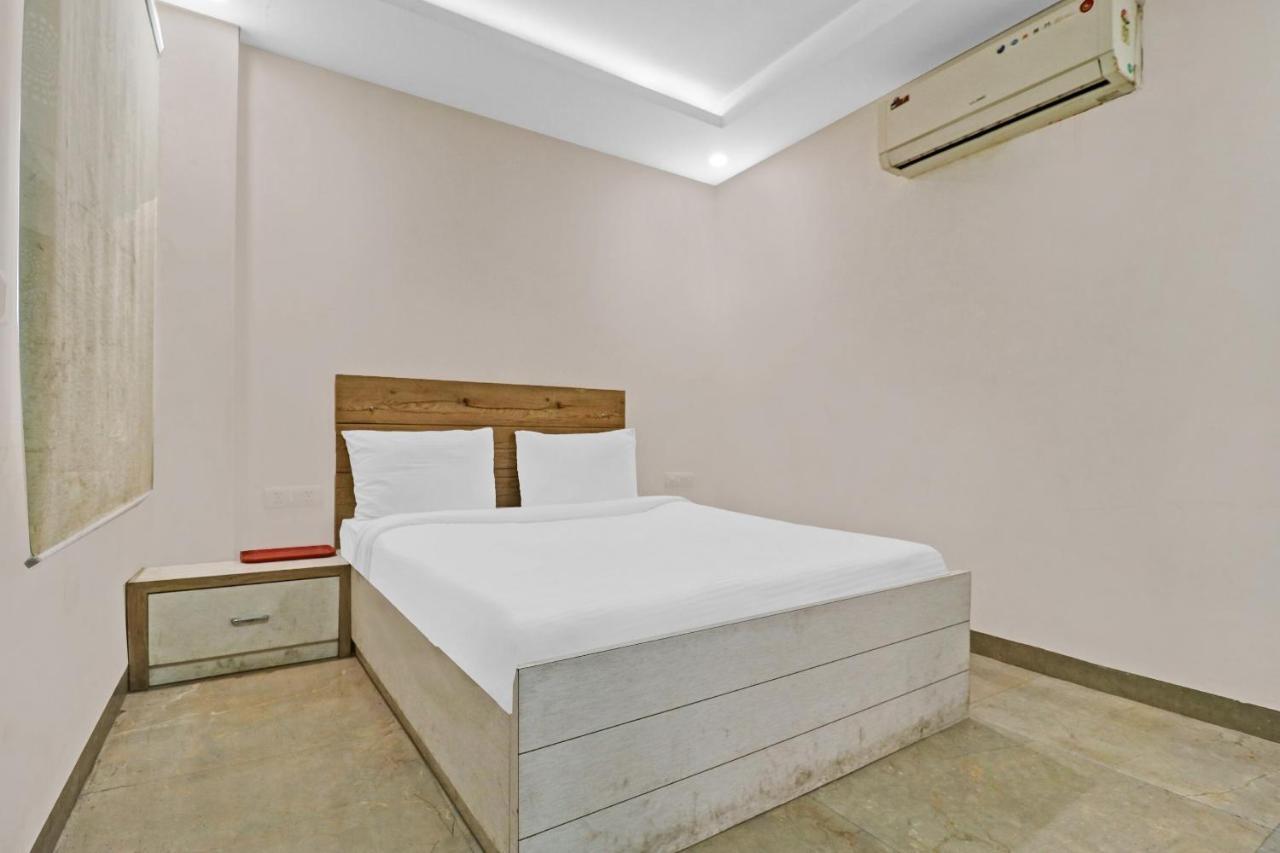 Airport Hotel Goodluck New Delhi Buitenkant foto