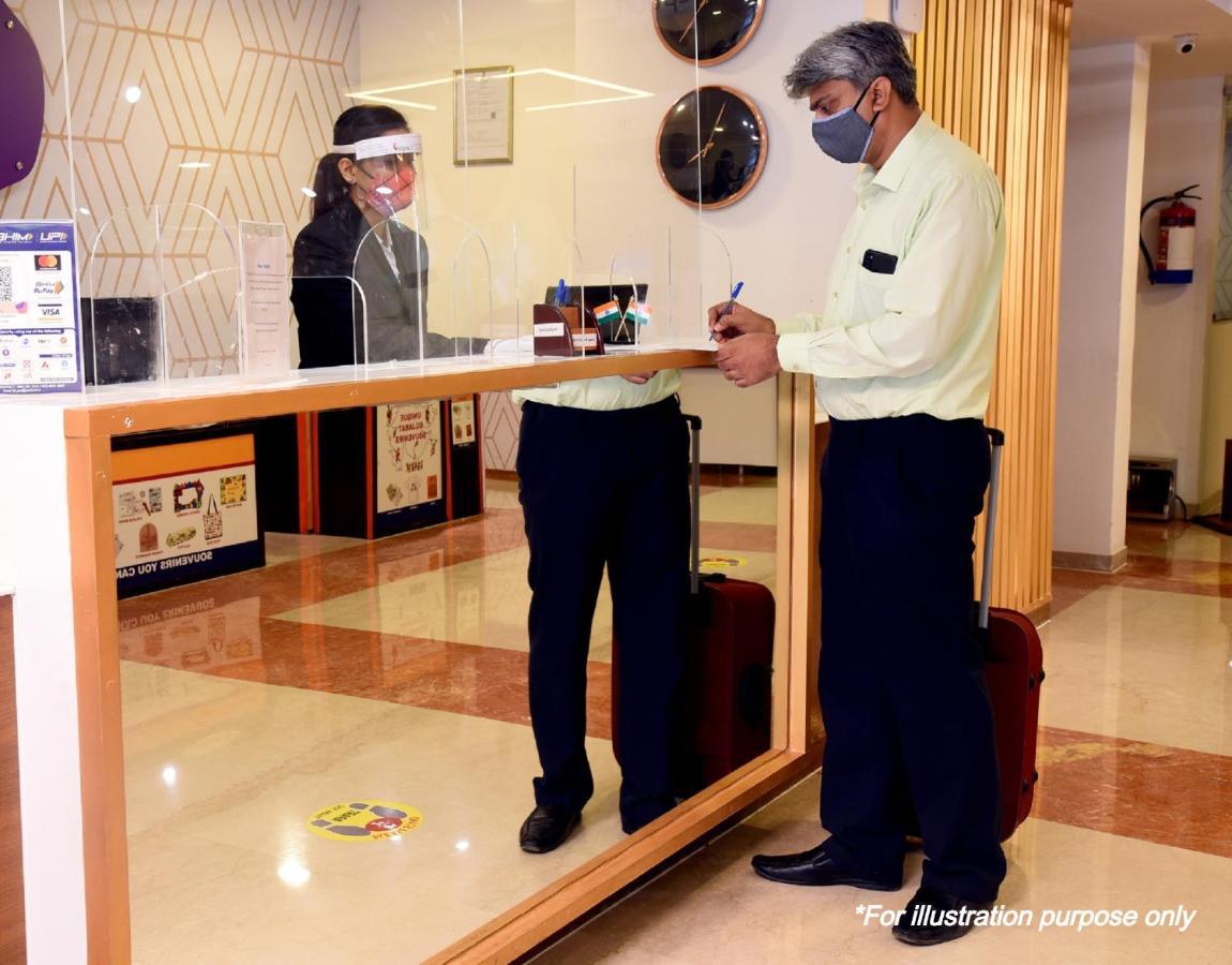 Airport Hotel Goodluck New Delhi Buitenkant foto